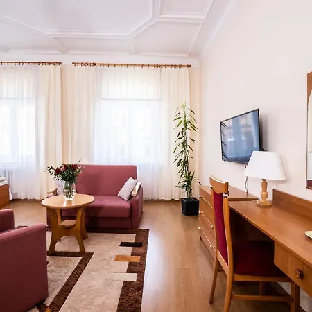 欧罗巴酒店 3* 耶莱尼亚古拉