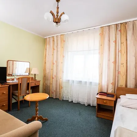 欧罗巴酒店 3* 耶莱尼亚古拉