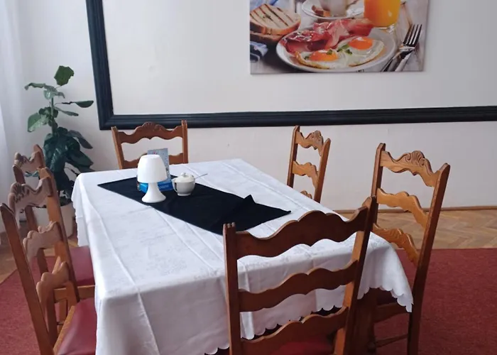 Отель Europa 3*